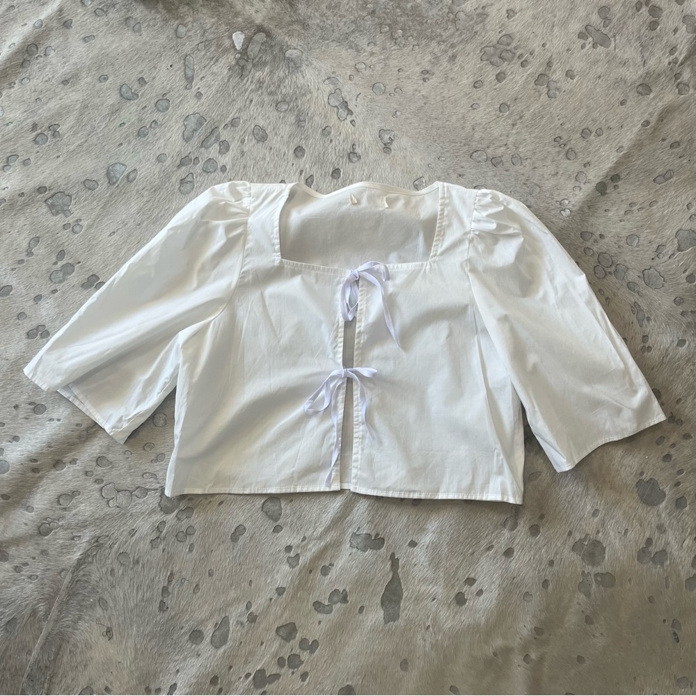 100% cotton square neck tie up blouse